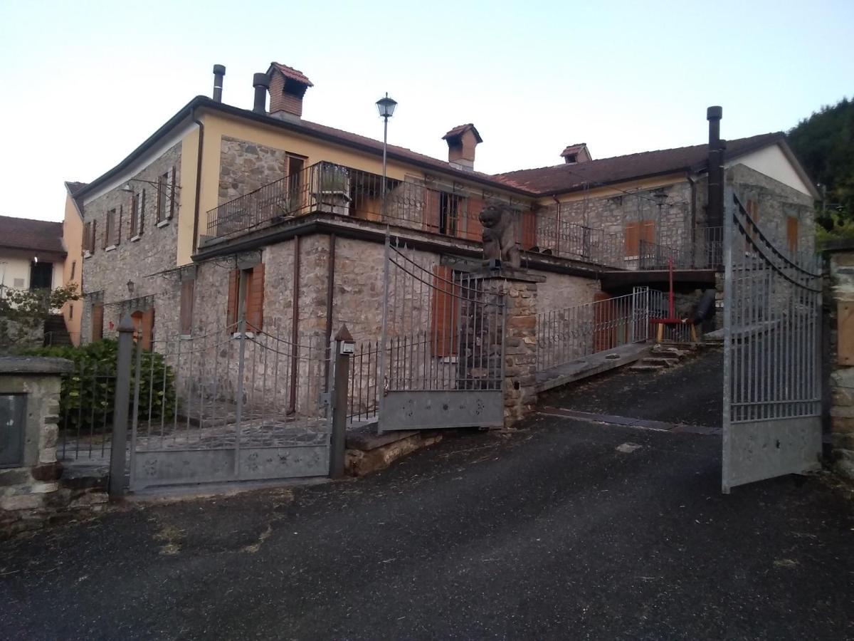 Locazione Turistica La Ca Gialla Apartman Pontremoli Kültér fotó